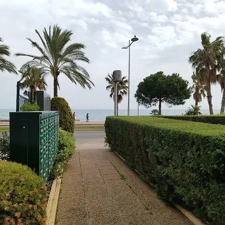2 Pieces Bord De Mer Parking Lägenhet Cagnes-sur-Mer